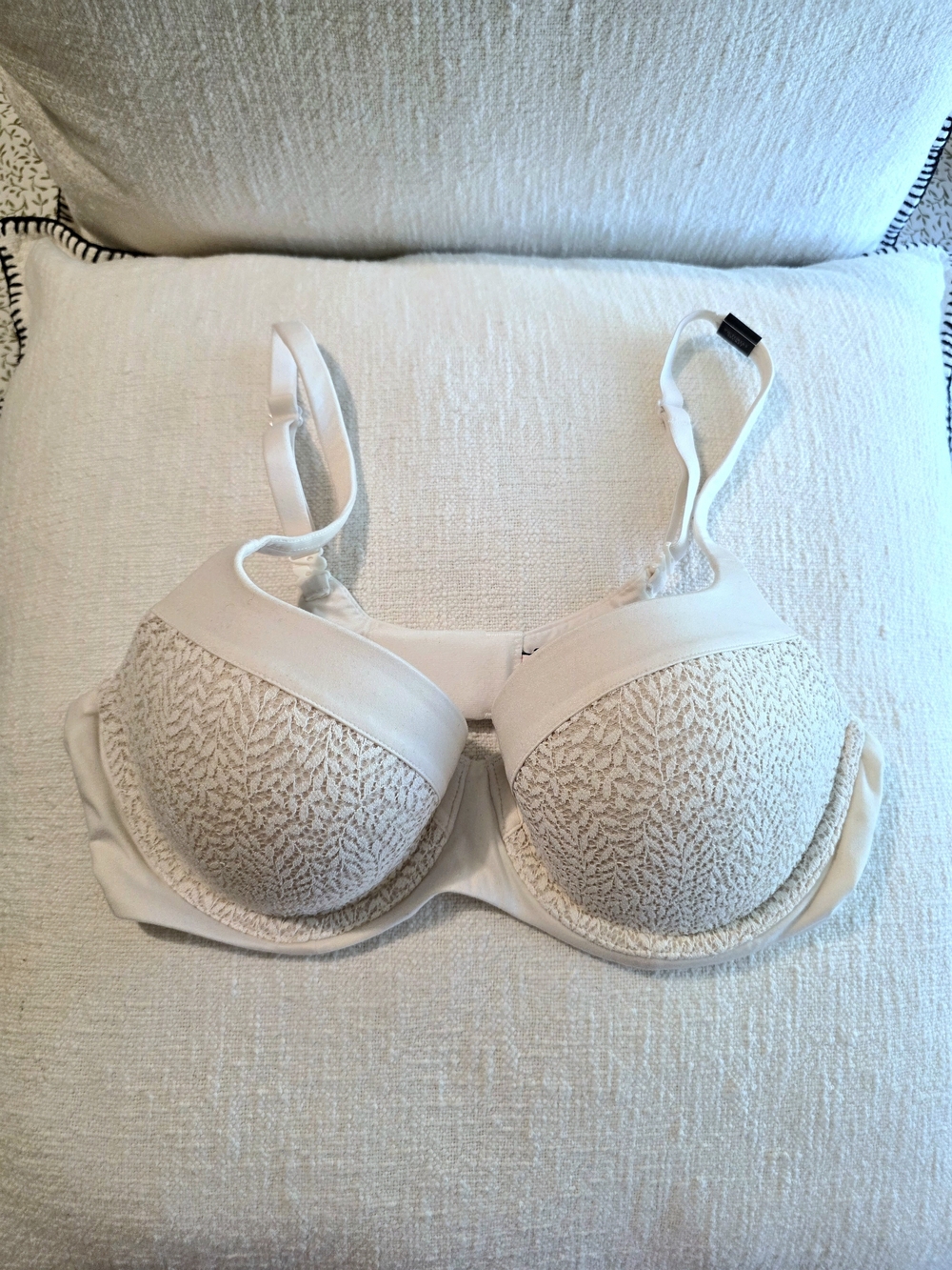 Victoria's Secret Demi Bra
